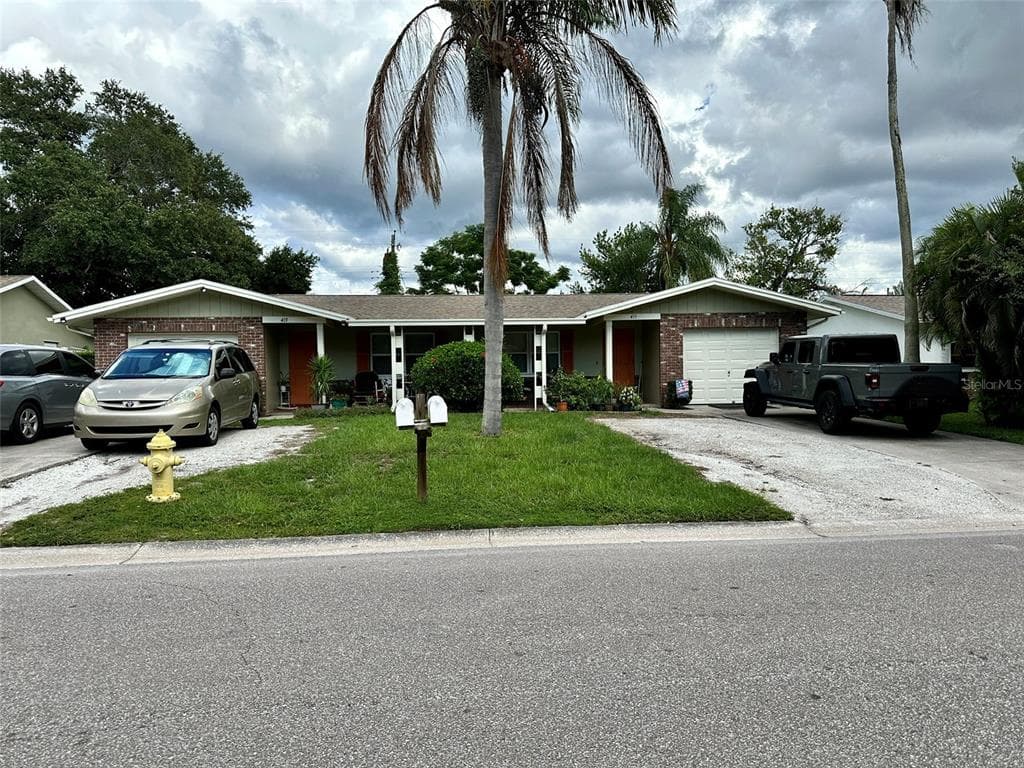 411 MARJON AVENUE DUNEDIN, FL 34698