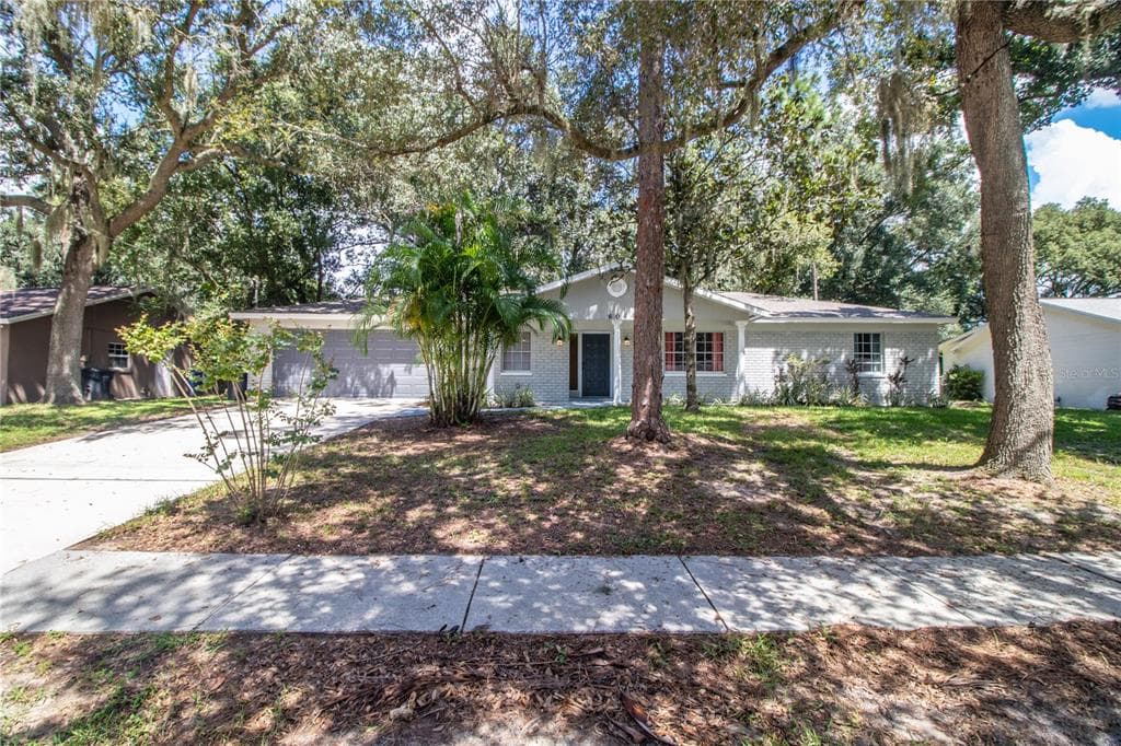 606 DALI DRIVE BRANDON, FL 33511