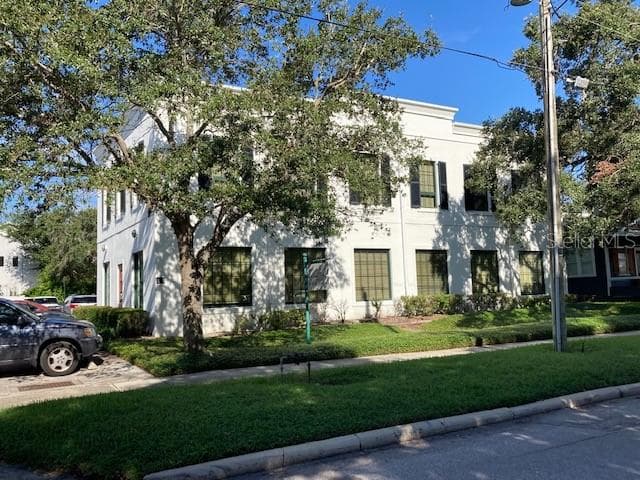 111 S ALBANY AVENUE TAMPA, FL 33606