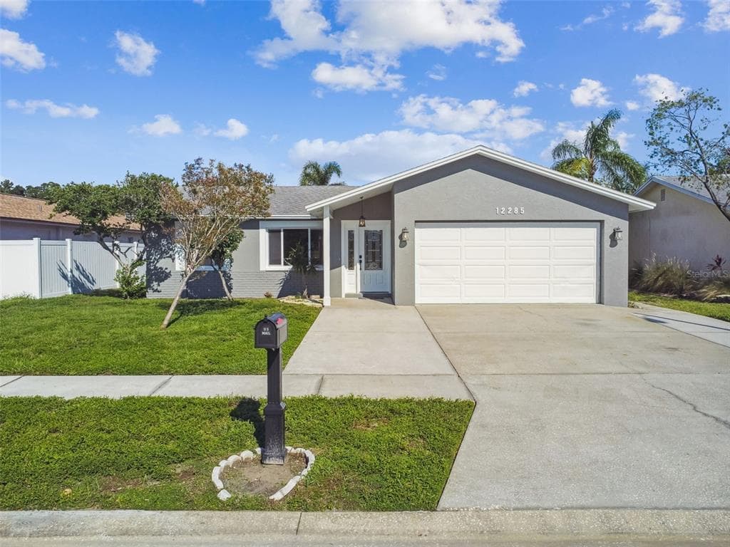 12285 83RD WAY LARGO, FL 33773