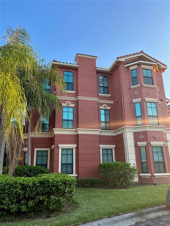 2741 VIA CIPRIANI UNIT 932A CLEARWATER, FL 33764