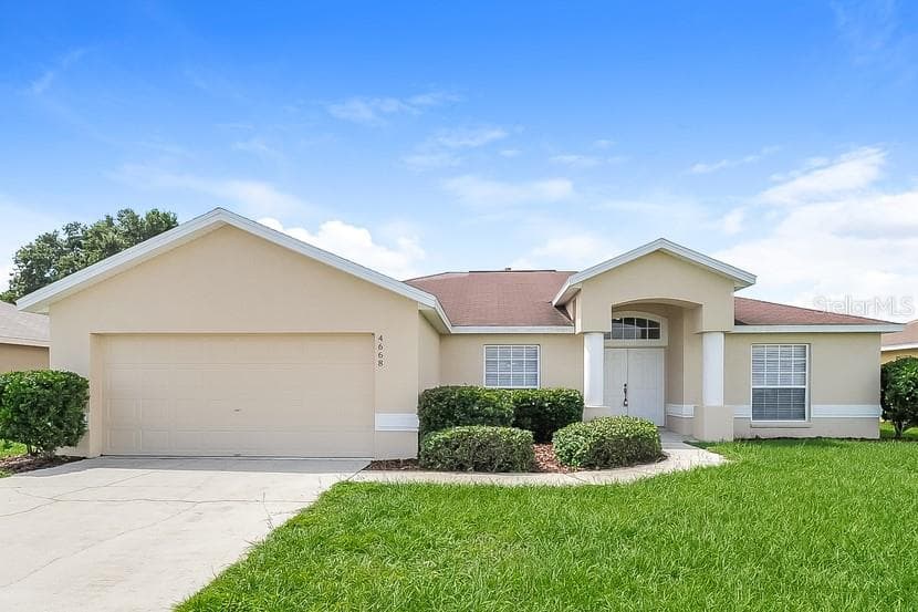 4668 GREAT BLUE HERON DRIVE LAKELAND, FL 33812