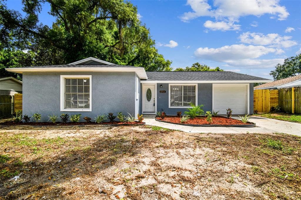 2212 ELISE MARIE DRIVE SEFFNER, FL 33584