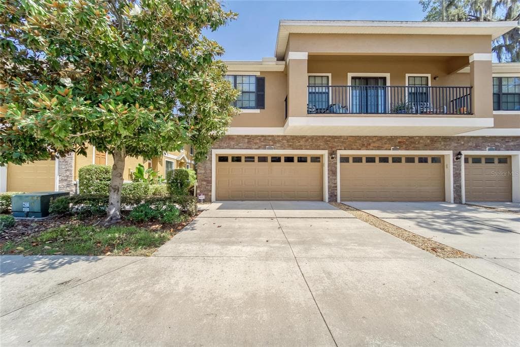 16610 KINGLETSIDE COURT LITHIA, FL 33547