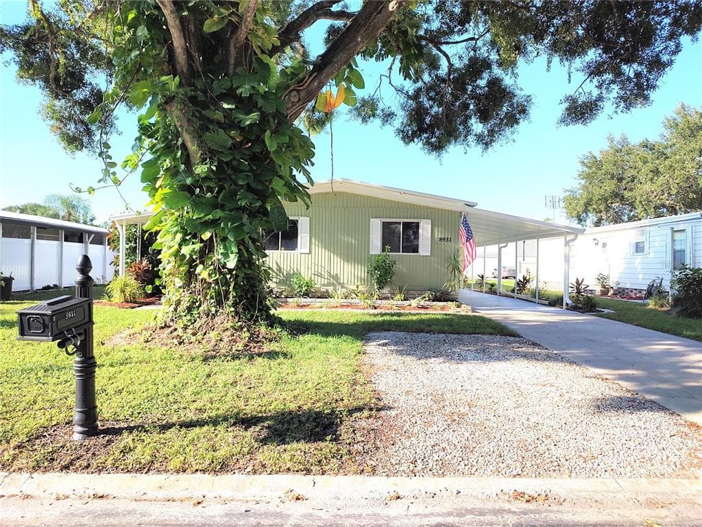 8931 SHELDON WEST DRIVE TAMPA, FL 33626
