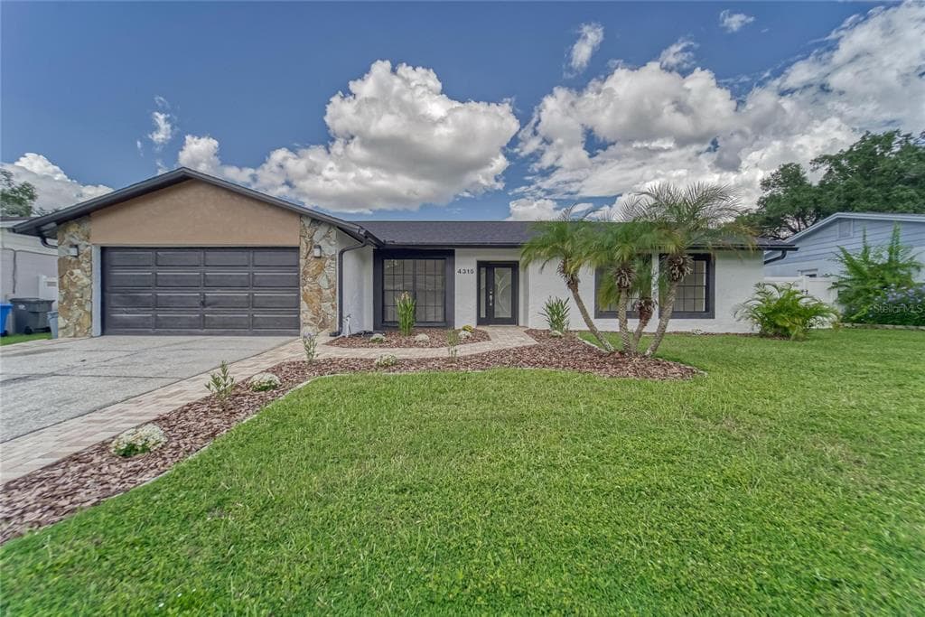 4315 HOLLOW HILL DRIVE
