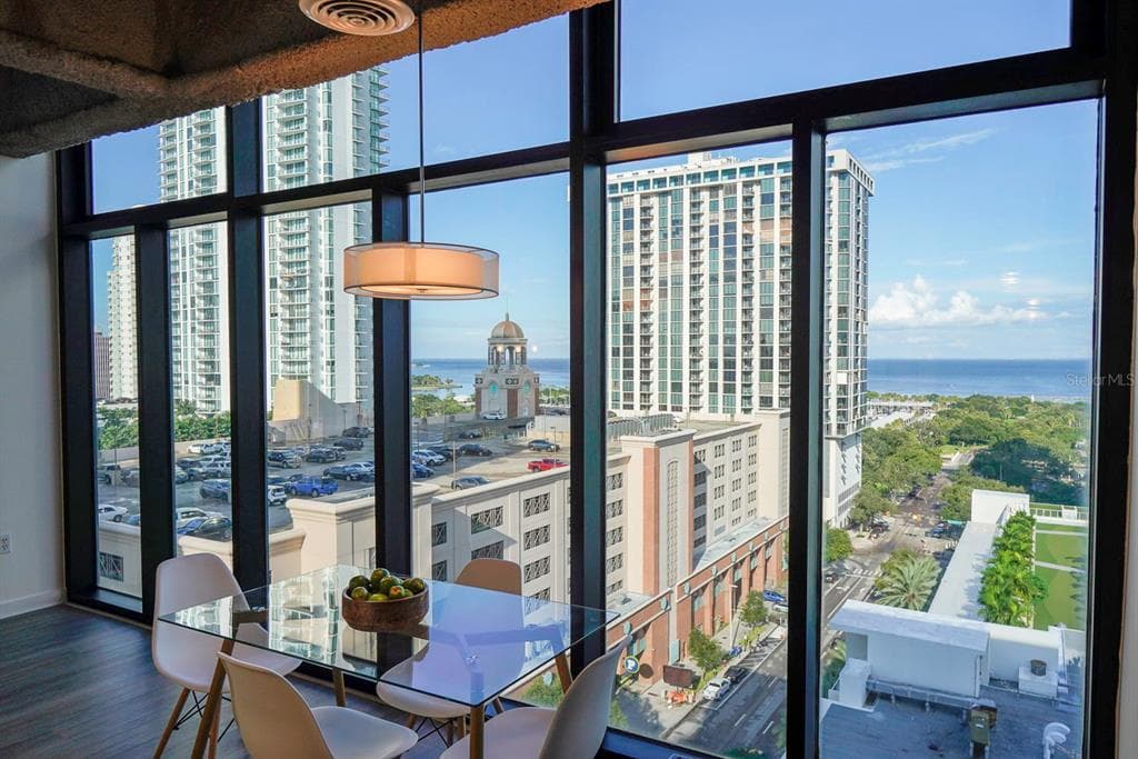 175 2ND STREET S UNIT 1102 ST PETERSBURG, FL 33701