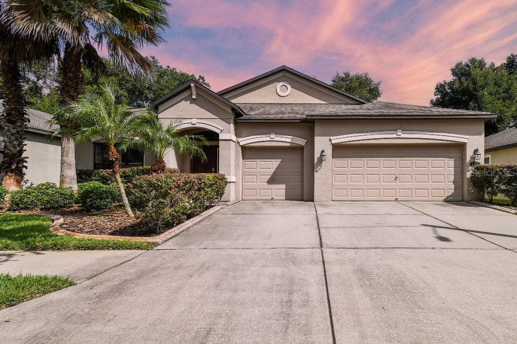 201 DAKOTA HILL DRIVE SEFFNER, FL 33584