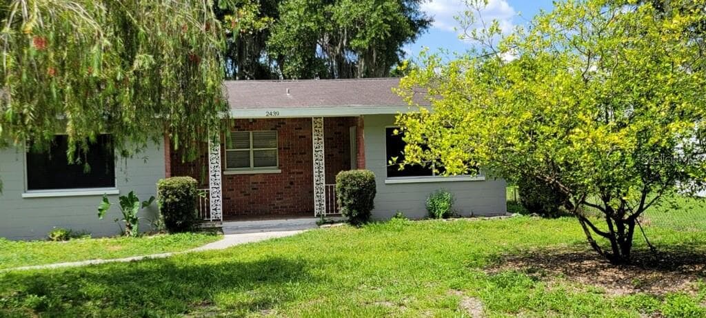 2439 W PARKER STREET LAKELAND, FL 33815