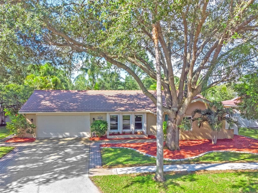 1889 MOURNING DOVE DRIVE