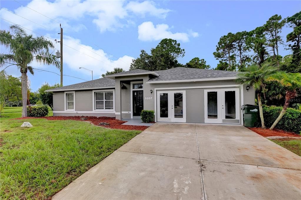 5007 LA FRANCE AVENUE NORTH PORT, FL 34291