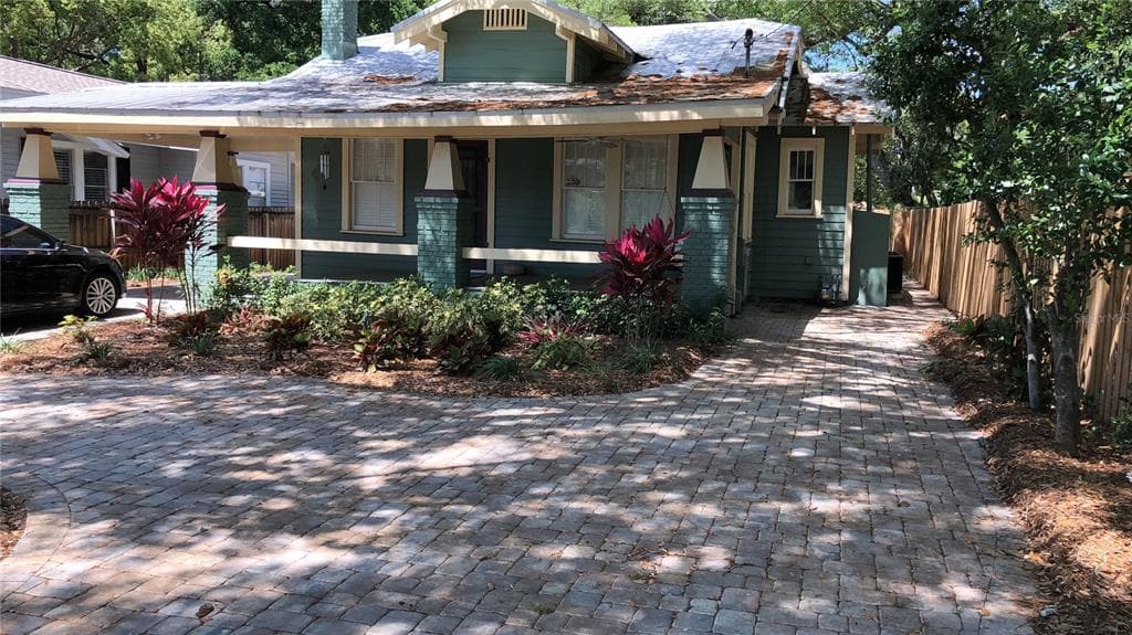 205 W LOUISIANA AVENUE TAMPA, FL 33603
