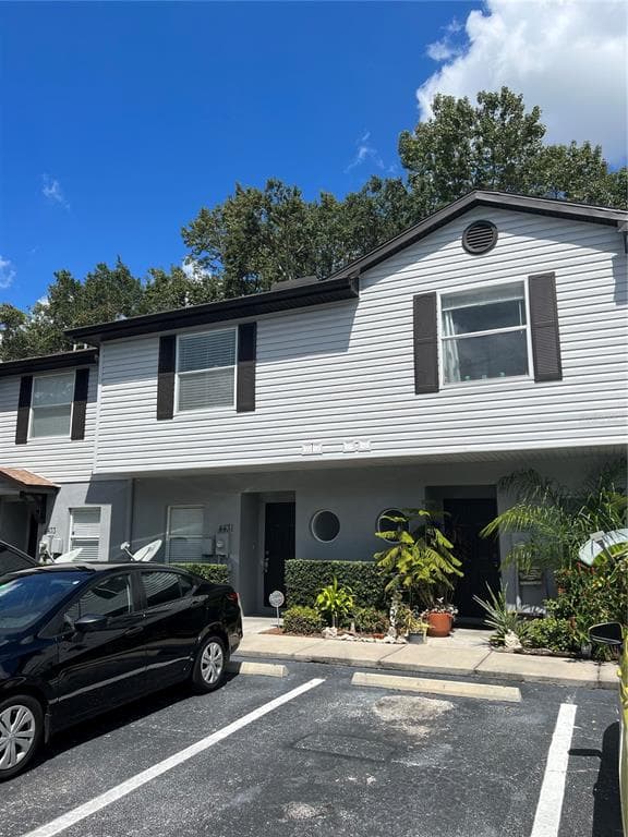 4431 HAR PAUL CIRCLE TAMPA, FL 33614
