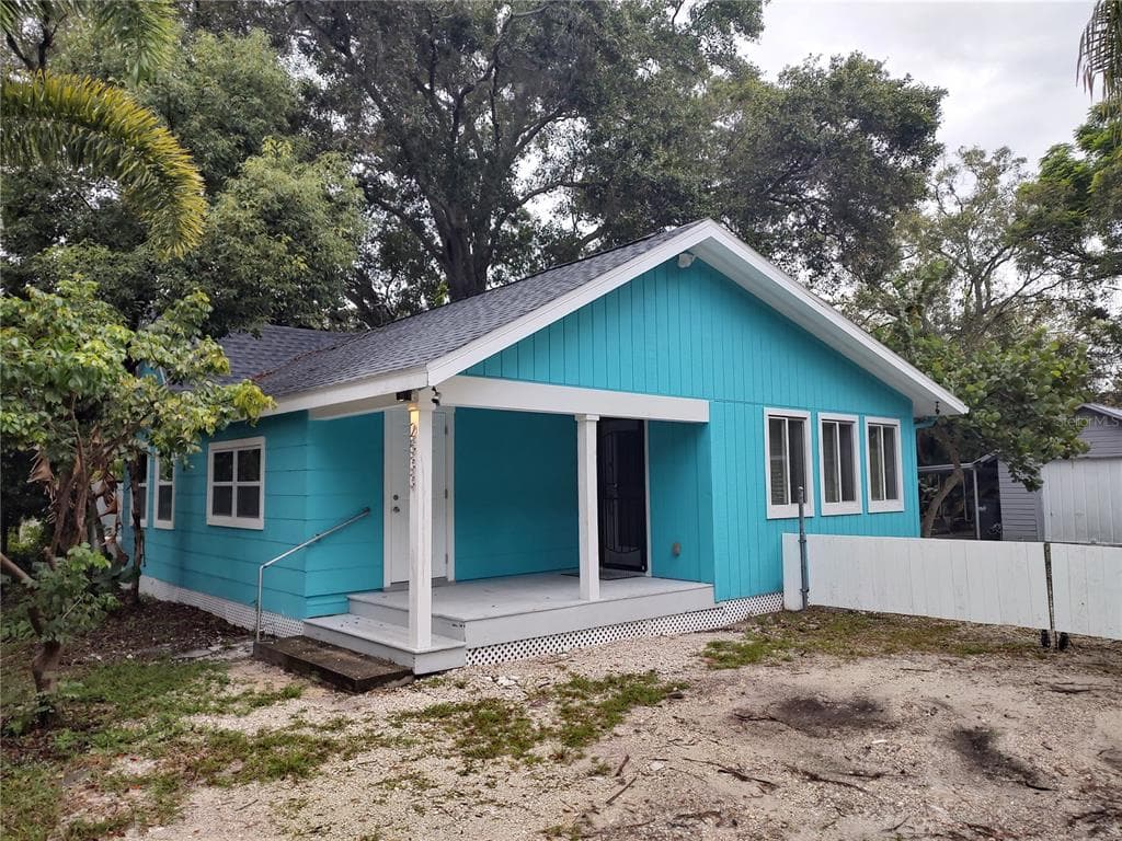 2533 49TH AVENUE N ST PETERSBURG, FL 33714