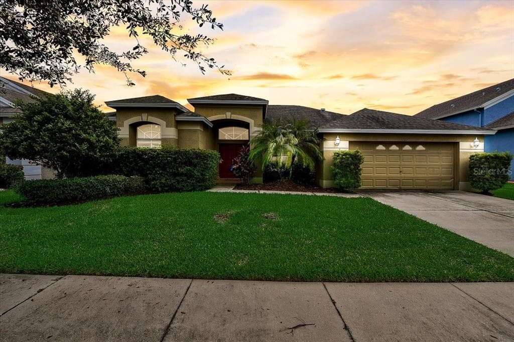 13705 ARTESA BELL DRIVE RIVERVIEW, FL 33579