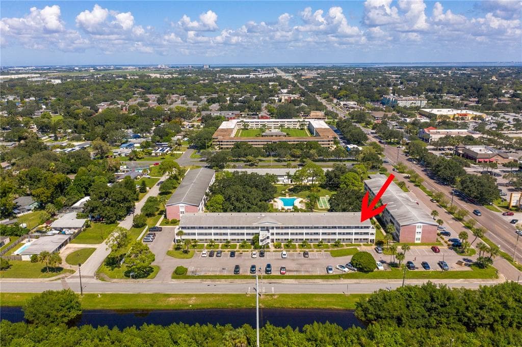 1001 77TH AVENUE N UNIT 312 ST PETERSBURG, FL 33702