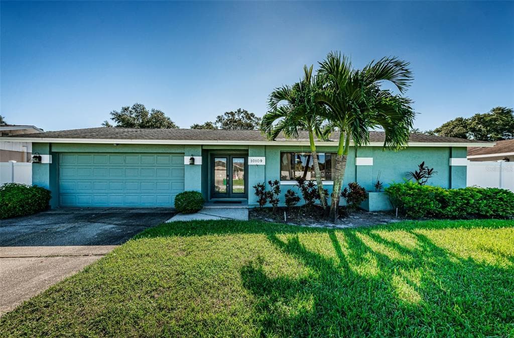 10109 118TH WAY SEMINOLE, FL 33772