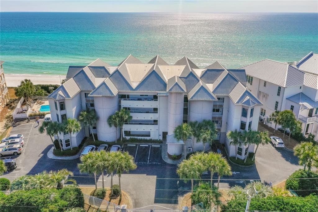 8600 E COUNTY HIGHWAY 30A UNIT 450