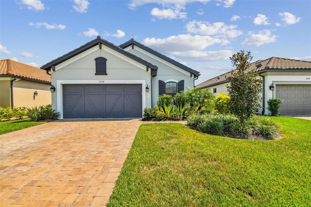 3254 FRANCOA DRIVE ODESSA, FL 33556