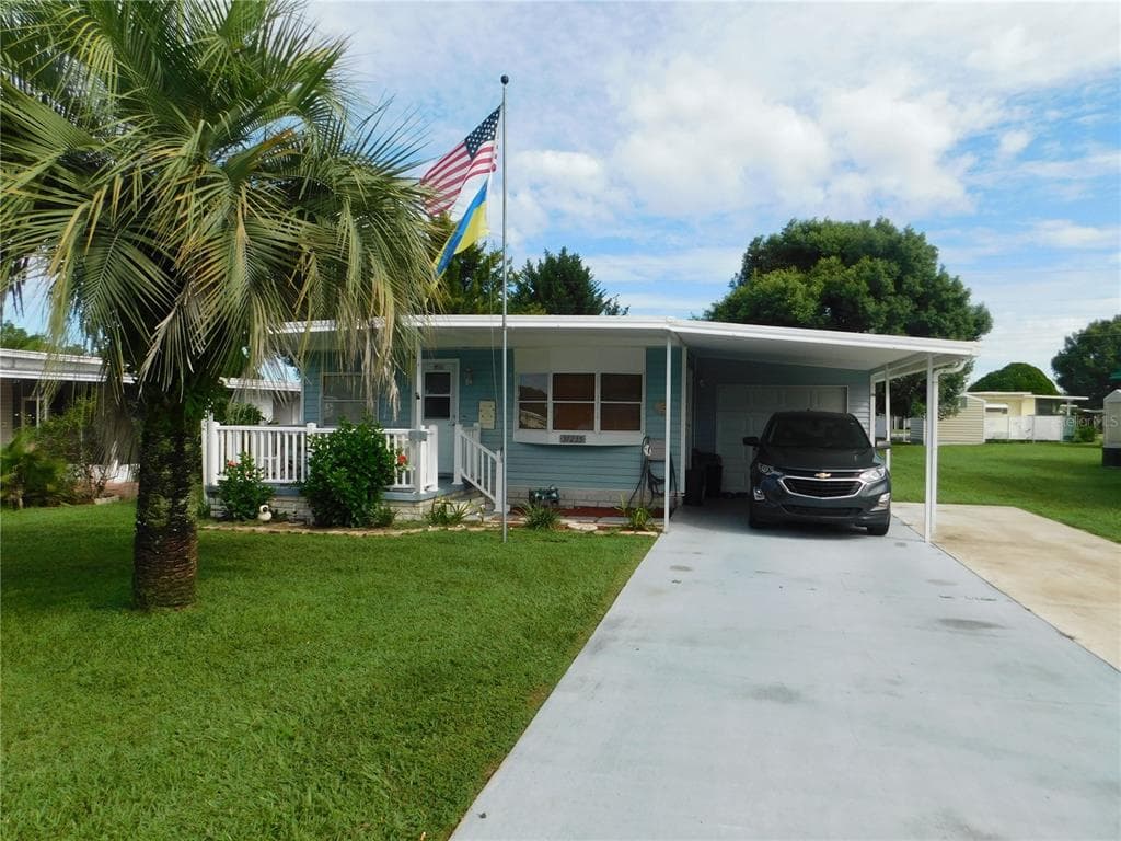 37235 SANDRA AVENUE ZEPHYRHILLS, FL 33542