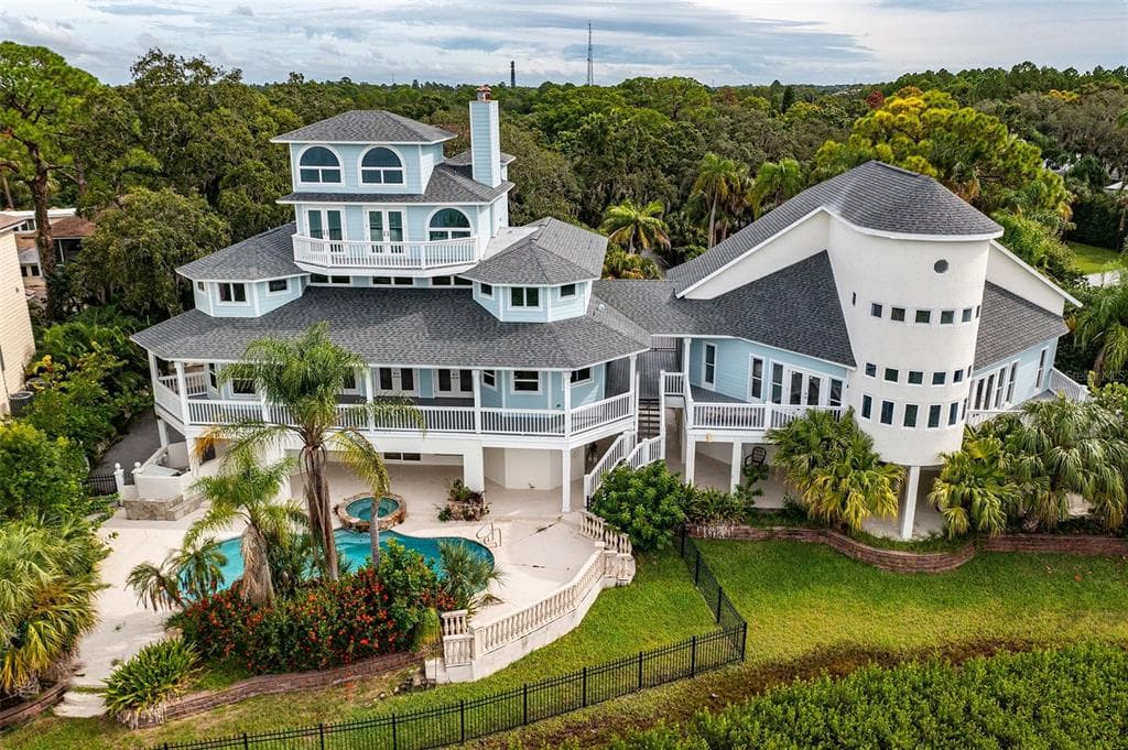 504 HILLSBOROUGH STREET PALM HARBOR, FL 34683