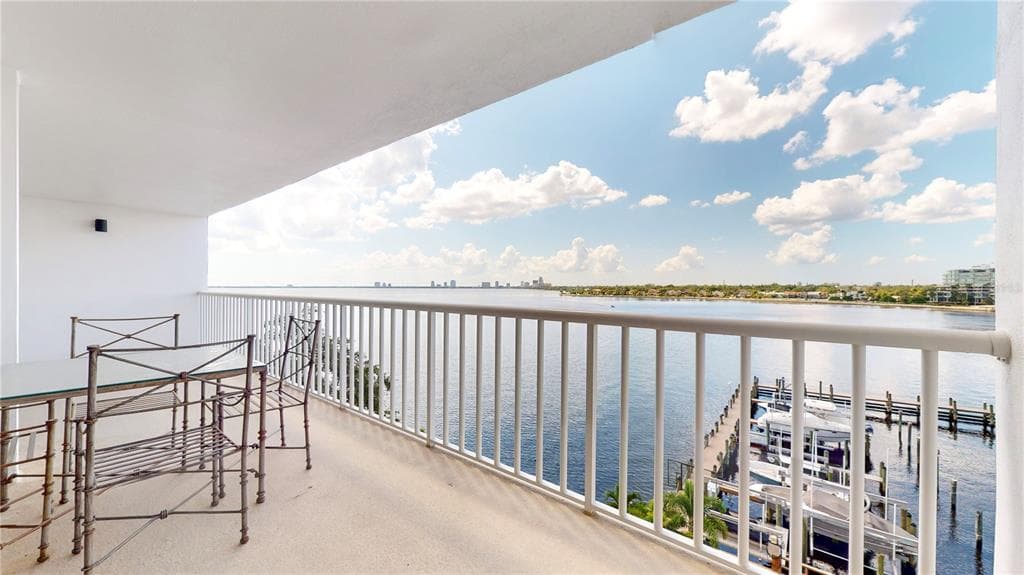2 ADALIA AVENUE UNIT 602 TAMPA, FL 33606