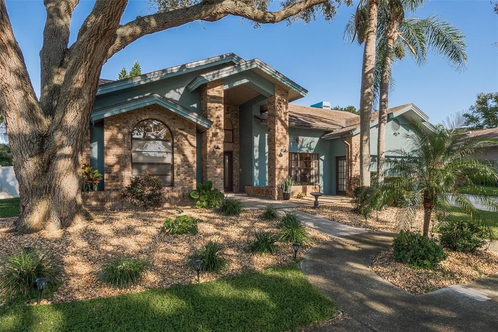 1216 CORDOBA COURT DUNEDIN, FL 34698