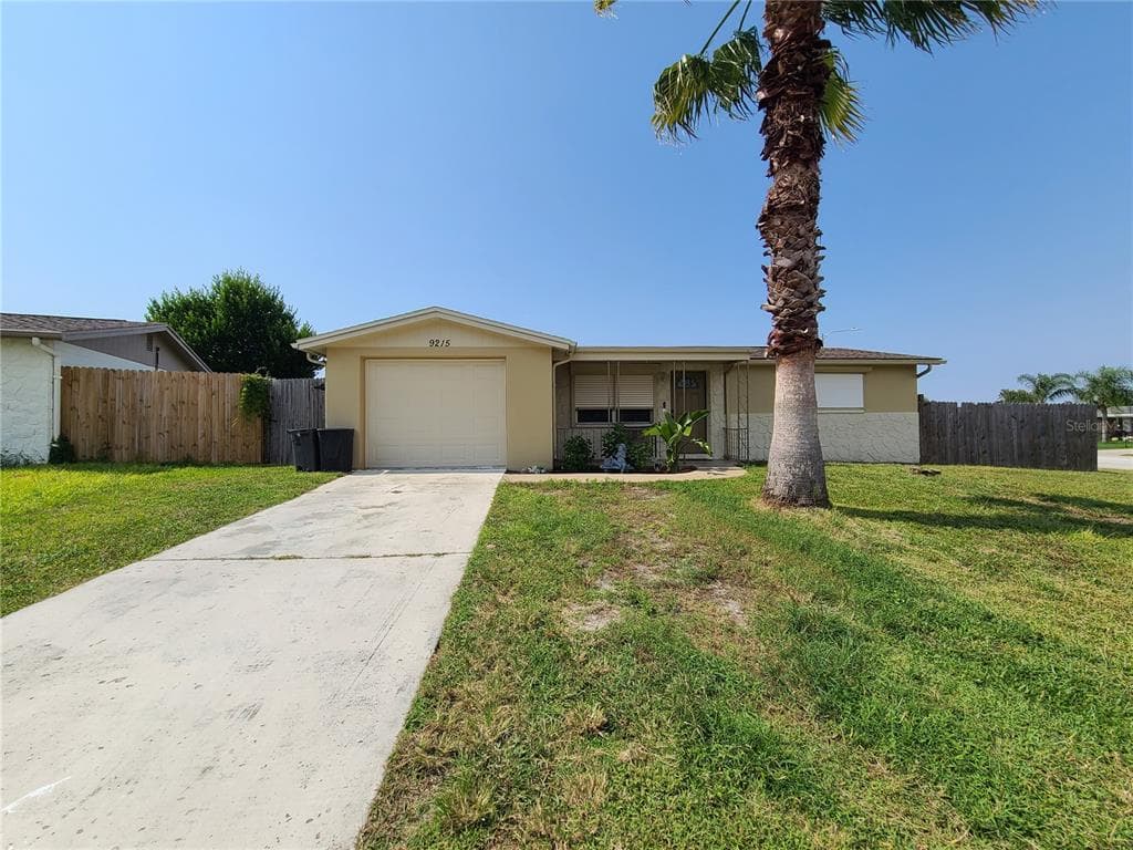 9215 CHATAM LANE PORT RICHEY, FL 34668