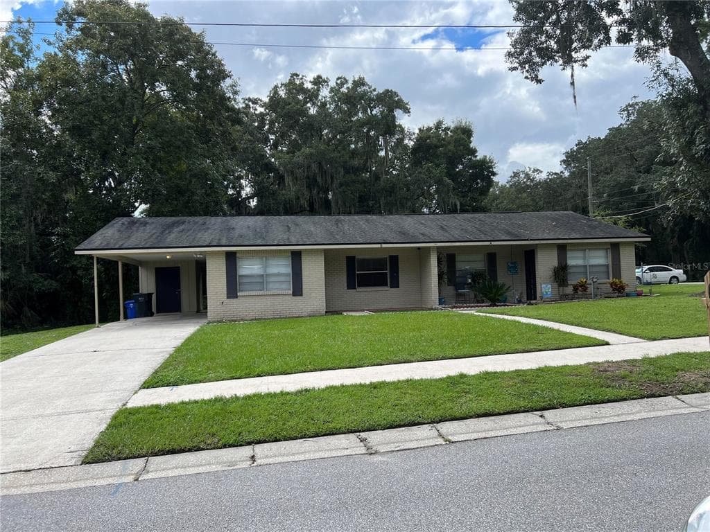 6801 MATHERS LANE UNIT B RIVERVIEW, FL 33578