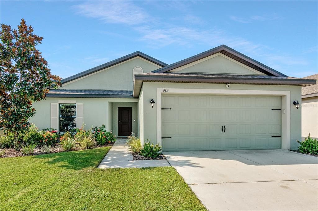 923 WYNNMERE WALK AVENUE RUSKIN, FL 33570