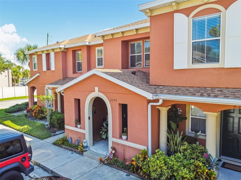 2575 HIDDEN COVE LANE CLEARWATER, FL 33763
