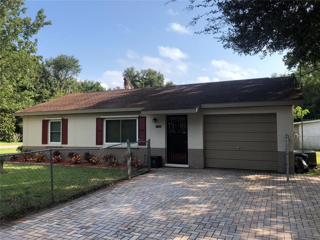 27242 ROPER ROAD BROOKSVILLE, FL 34602
