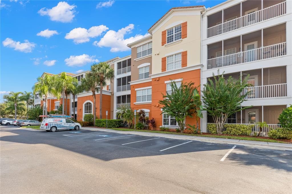 7903 SEMINOLE BOULEVARD UNIT 2203 SEMINOLE, FL 33772