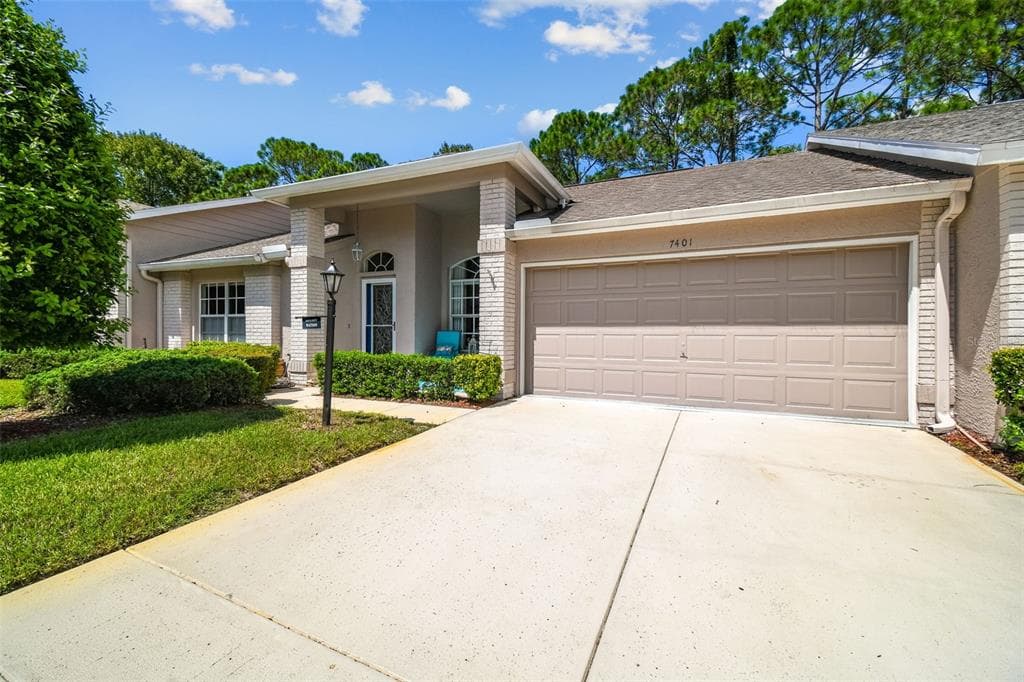 7401 WOODHOLLOW ROAD SPRING HILL, FL 34606