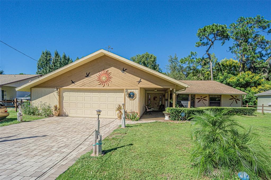 11239 TOPAZ ST SPRING HILL, FL 34608