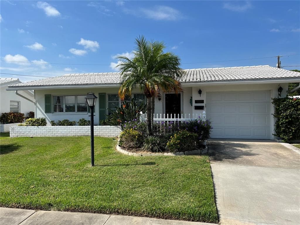 9600 45TH STREET N UNIT 1 PINELLAS PARK, FL 33782