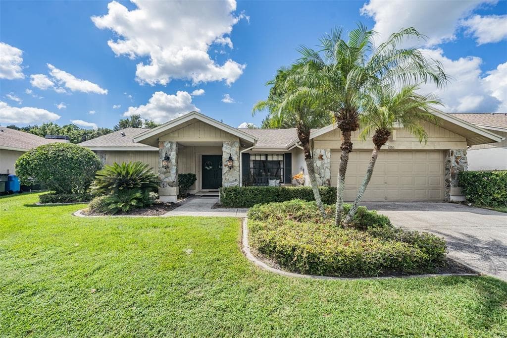 8706 CHADWICK DRIVE TAMPA, FL 33635