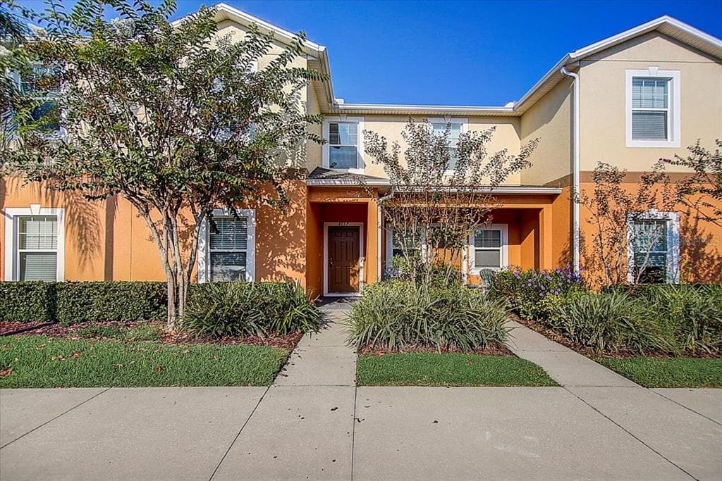 4037 WINDING VINE DRIVE LAKELAND, FL 33812