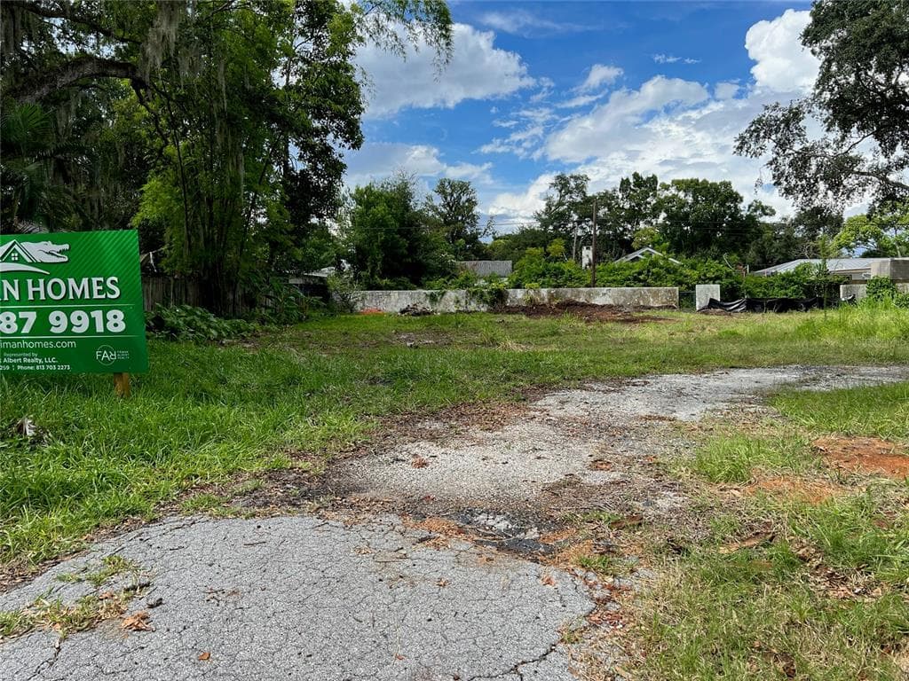 1019 W CORAL STREET TAMPA, FL 33602
