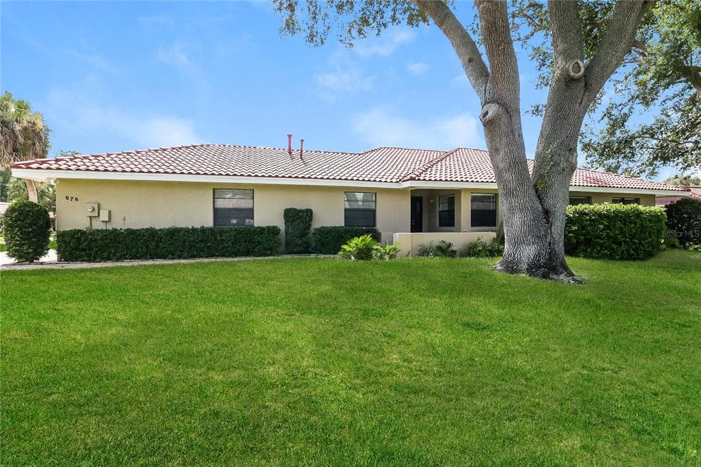 678 AUGUSTA ROAD WINTER HAVEN, FL 33884
