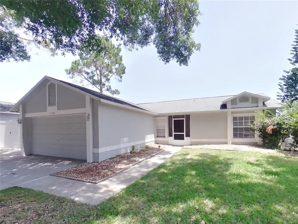 11540 CRESCENT PINES BOULEVARD CLERMONT, FL 34711
