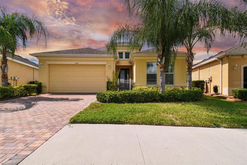 1835 PACIFIC DUNES DRIVE SUN CITY CENTER, FL 33573