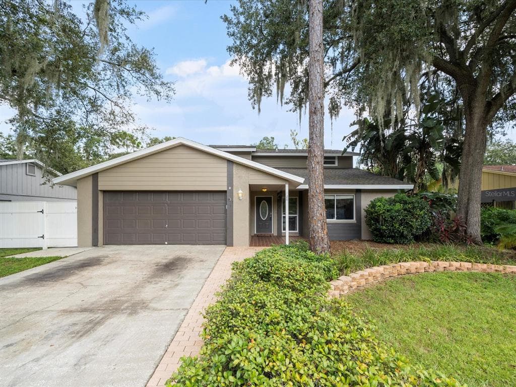 626 SHADY NOOK DRIVE