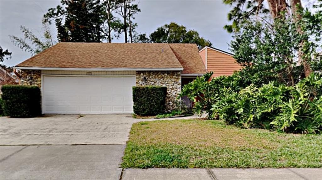 826 FAIRWAY DRIVE NEW SMYRNA BEACH, FL 32168