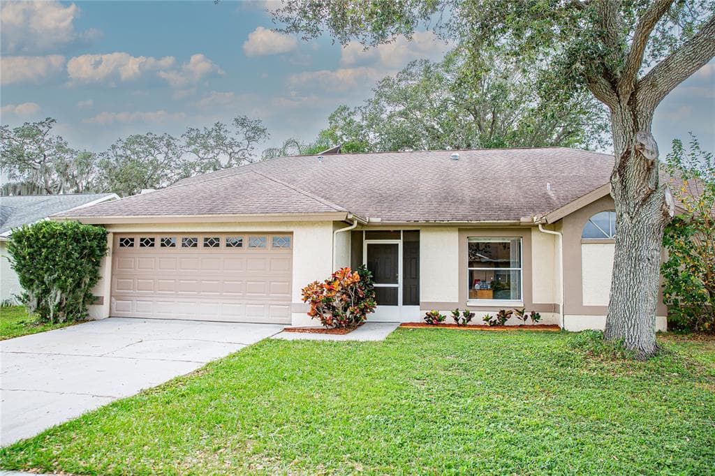 2804 MANOR HILL DRIVE BRANDON, FL 33511