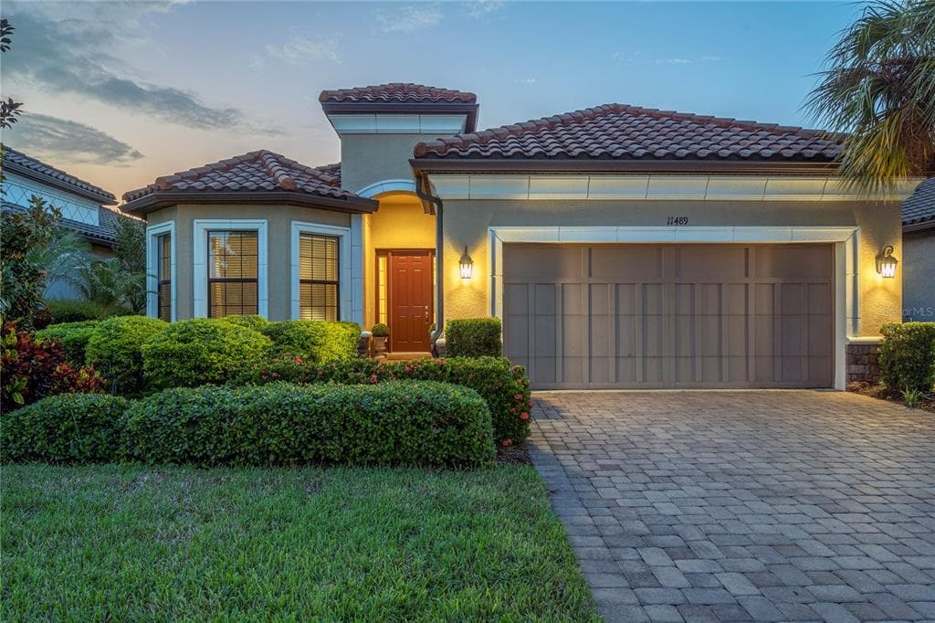 11489 BITOLA DRIVE ODESSA, FL 33556
