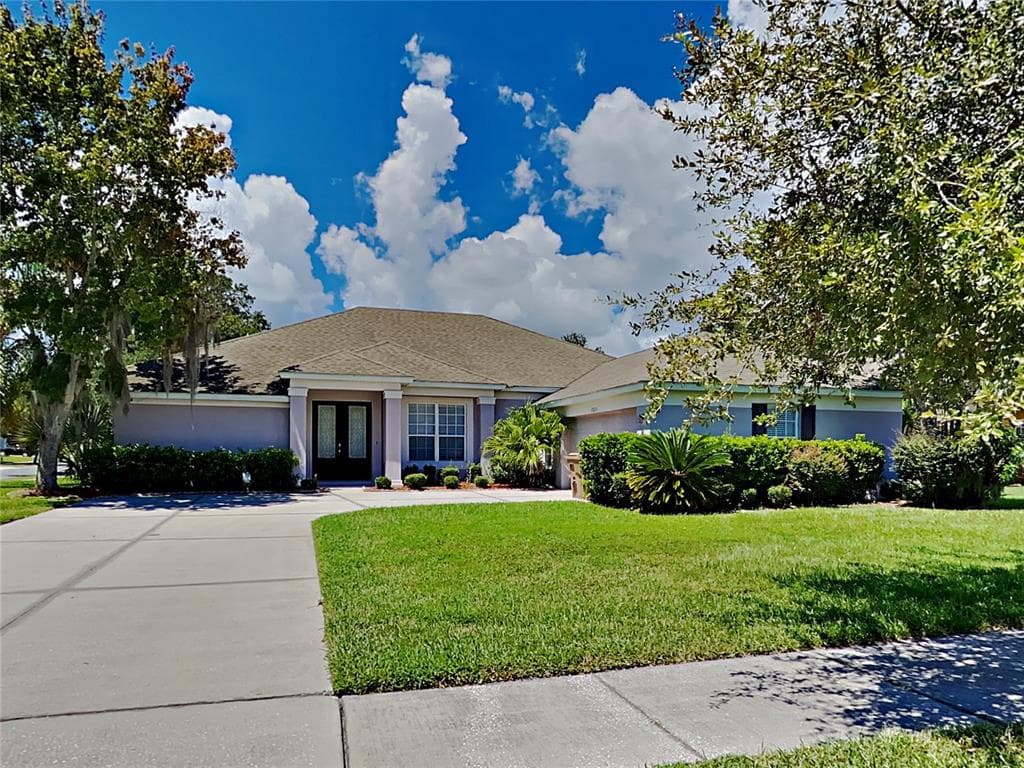 2220 WANDERING OAK TERRACE KISSIMMEE, FL 34746