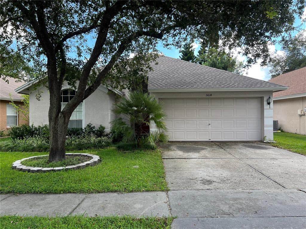 5614 PADDOCK TRAIL DRIVE TAMPA, FL 33624