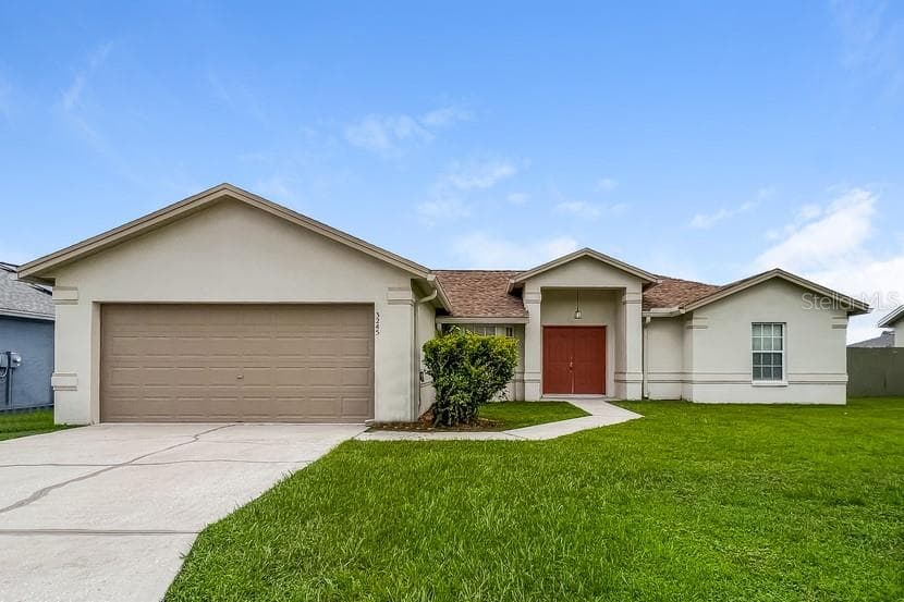 3245 MERLOT DRIVE LAKELAND, FL 33811