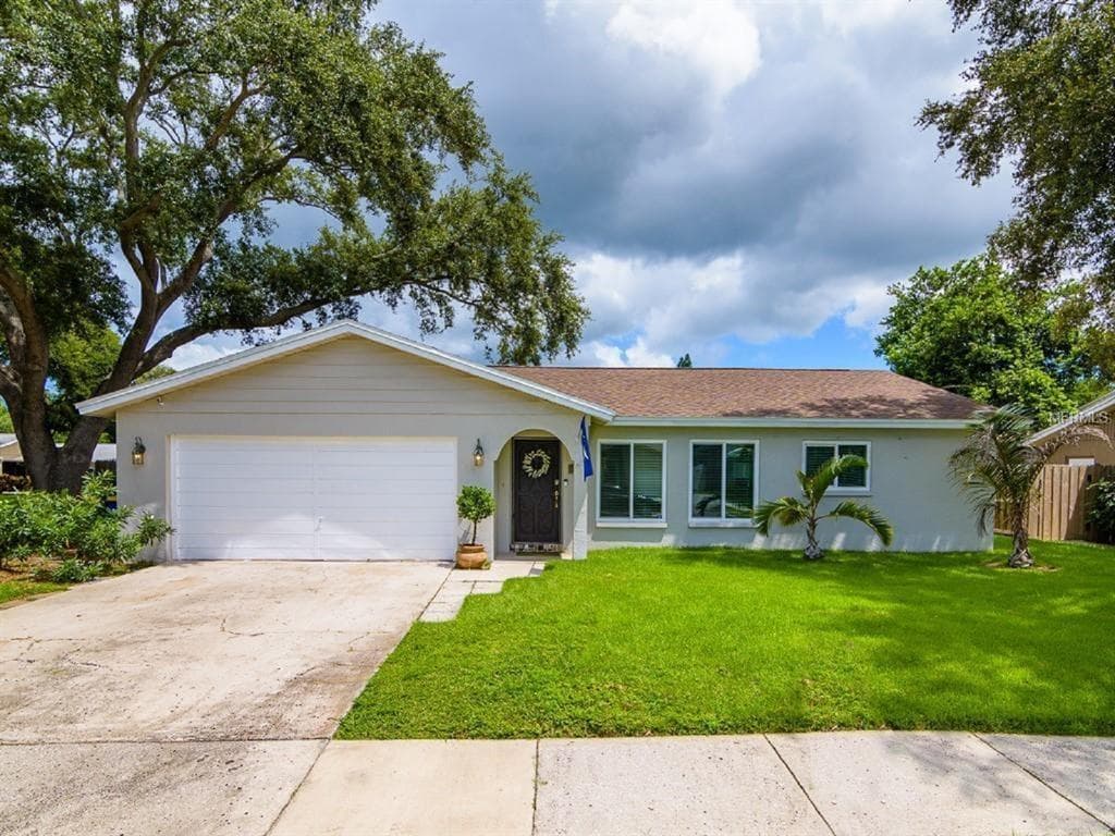 11749 108TH COURT SEMINOLE, FL 33778